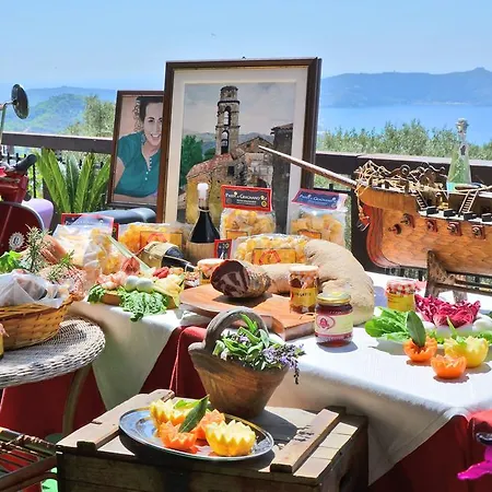 ファームステイ Delle Muse Da Imma *